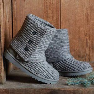 NEW! UGG Classic Tall Cardy Button Detailed Knit Warm Winter Boots Suede Heel